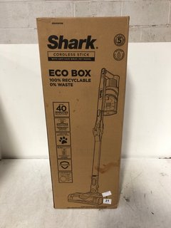 SHARK ANTI HAIR WRAP PET MODEL CORDED VACUUM CLEANER RRP - £179.99: LOCATION - A1 FRONT