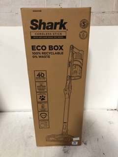 SHARK ANTI HAIR WRAP PET MODEL CORDED VACUUM CLEANER RRP - £179.99: LOCATION - A1 FRONT