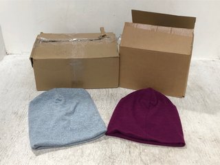 2 X BOXES OF ASSORTED WOMENS CLOTHING TO INCLUDE PURPLE COLOURED NECK SNOOD: LOCATION - D9