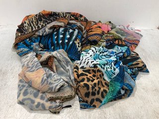 QTY OF ASSORTED FRANK USHER PATTERNED SILK SCARVES: LOCATION - D9