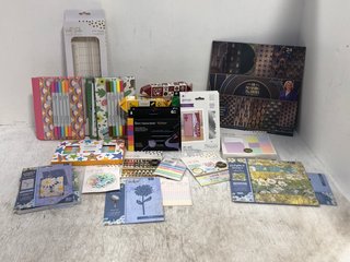 QTY OF ASSORTED ITEMS TO INCLUDE VIOLET STUDIO 3 X 12'' PAPER TRIMMER PACK: LOCATION - D9