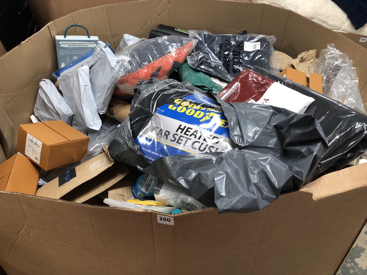 John Pye Auctions PALLET OF ITEMS INC GOODYEAR HEATED CAR SEAT