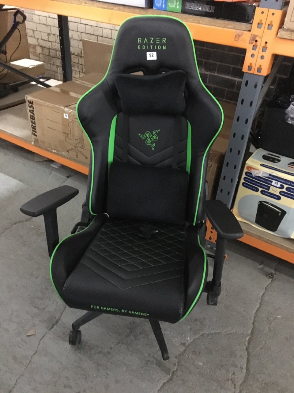 John Pye Auctions RAZER EDITION GAMING CHAIR (COLLECTION OR OPTIONAL