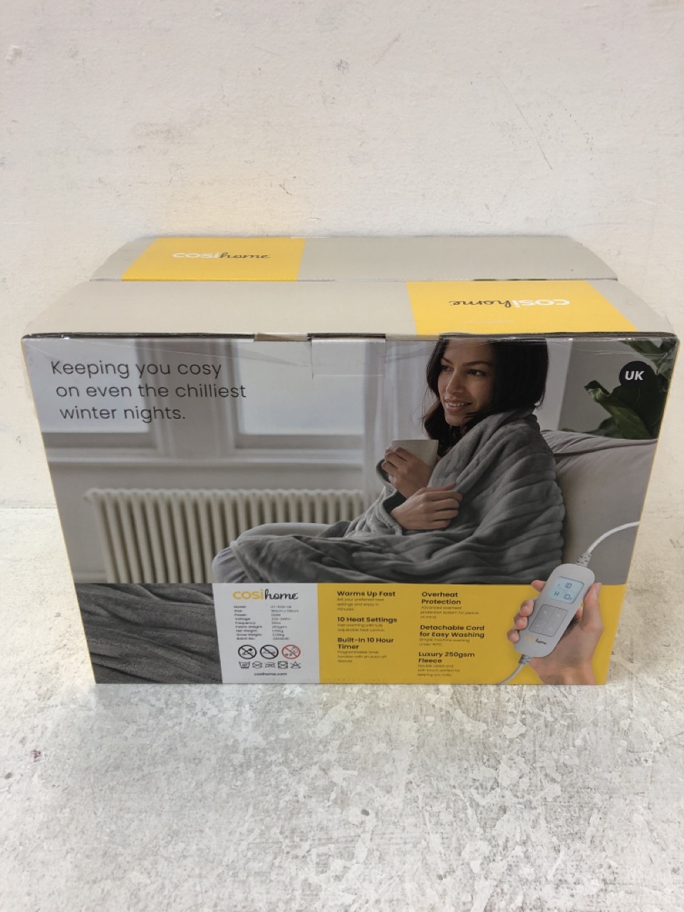 John Pye Auctions 2 X COSI HOME LUXURY HEATED THROW RRP £130