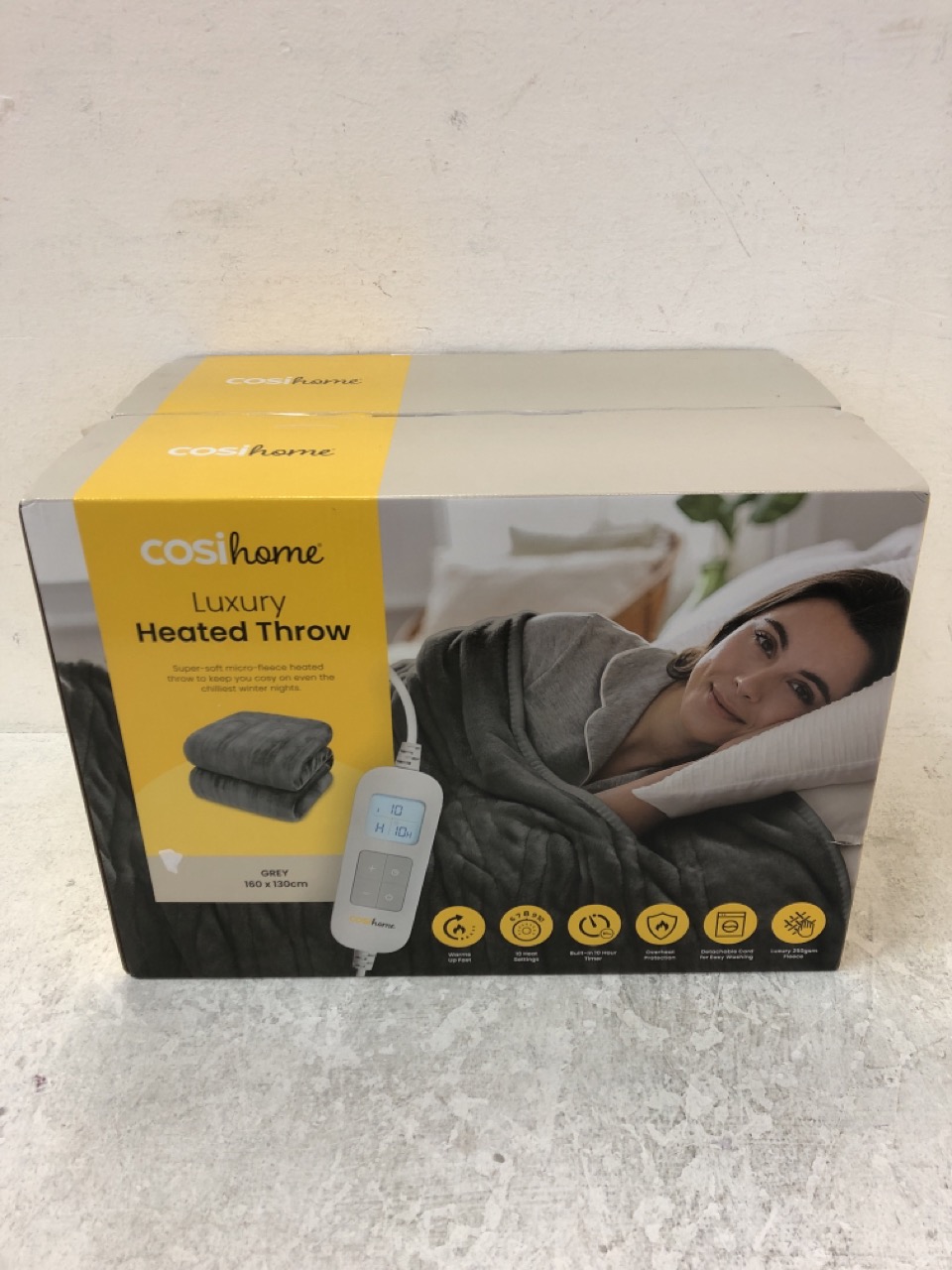 John Pye Auctions 2 X COSI HOME LUXURY HEATED THROW RRP £130