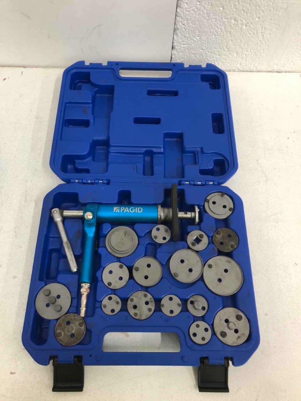John Pye Auctions 4 X ITEMS, ALLOY WHEEL IMPACT SOCKET SET & AMTECH