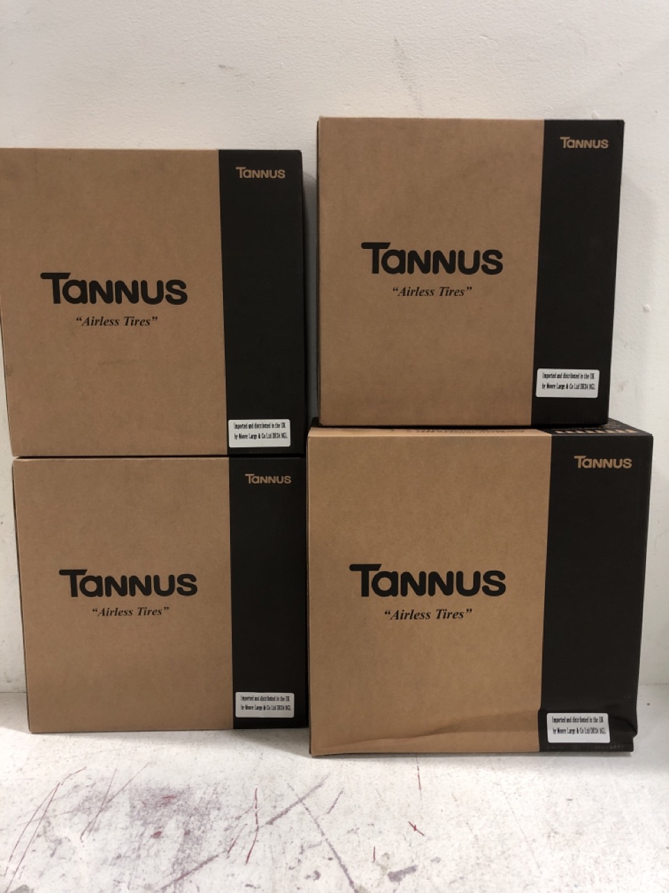 John Pye Auctions 3x TANNUS AIRLESS TYRES, 700x28C, ETRTO 28622, RIM WIDTH 15416MM, AND