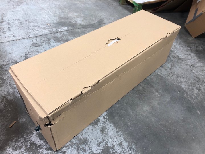 John Pye Auctions JOHN LEWIS & PARTNERS NEWINGTON PRE LIT 7FT