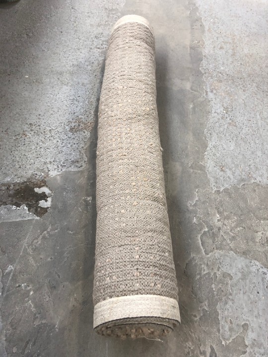 John Pye Auctions LA REDOUTE DIANO WOOL KNIT EFFECT RUG. SIZE