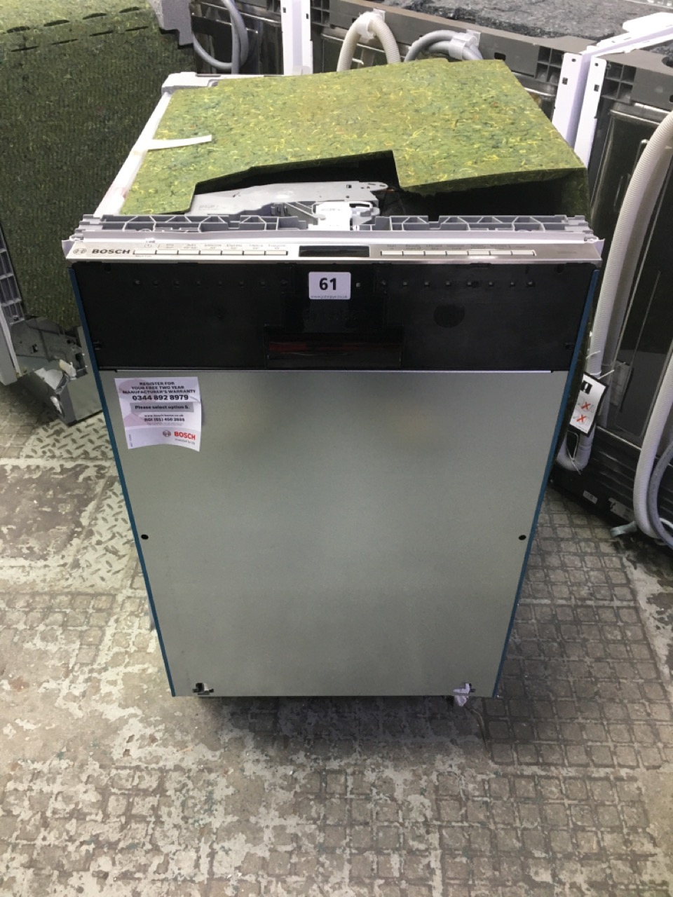 John Pye Auctions BOSCH INTEGRATED SLIMLINE DISHWASHER MODEL SPV4EMX21G