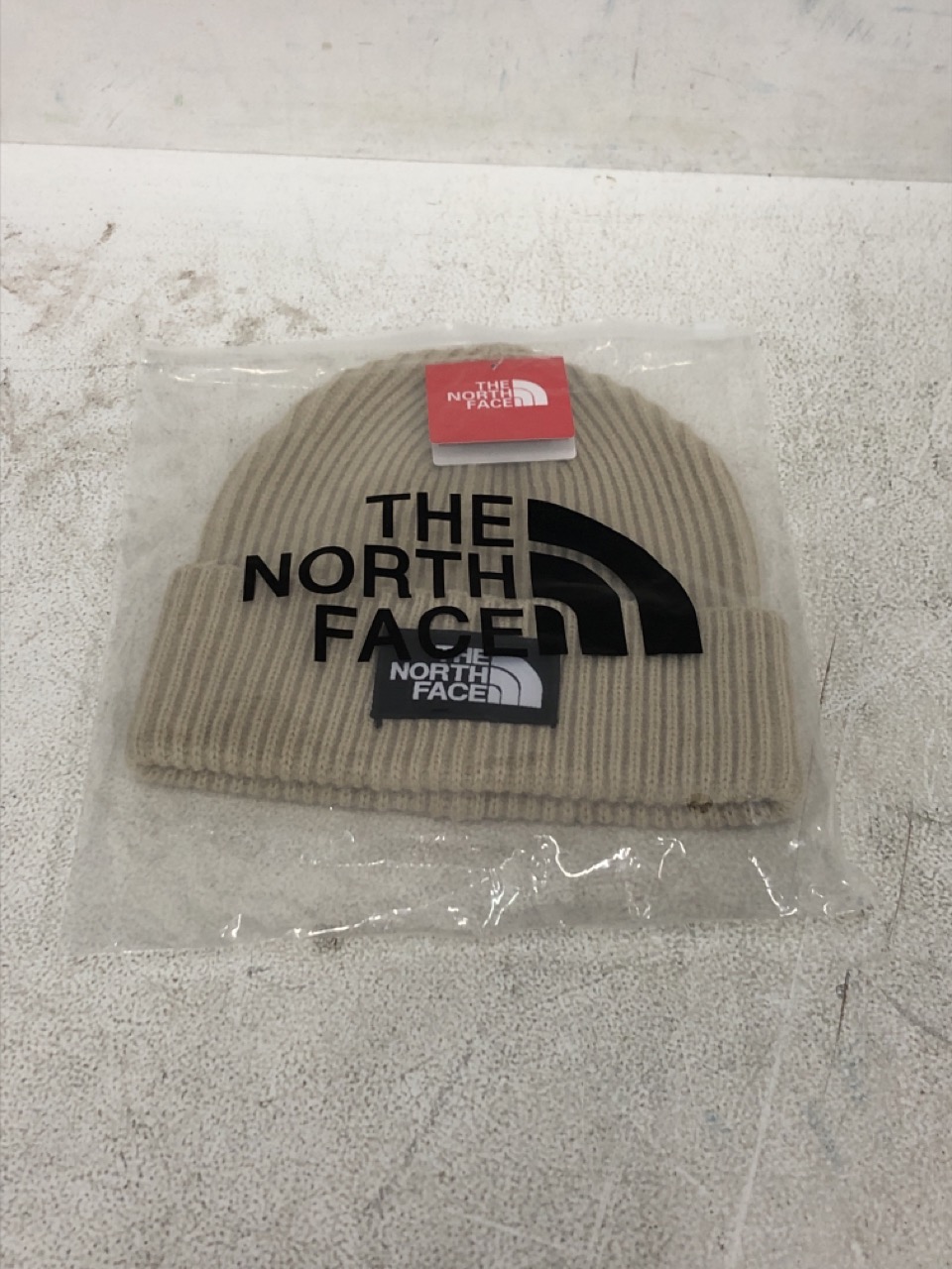 John Pye Auctions - 1 X NORTH FACE CABLE KNIT BEIGE BEANIE 1 X NORTH ...