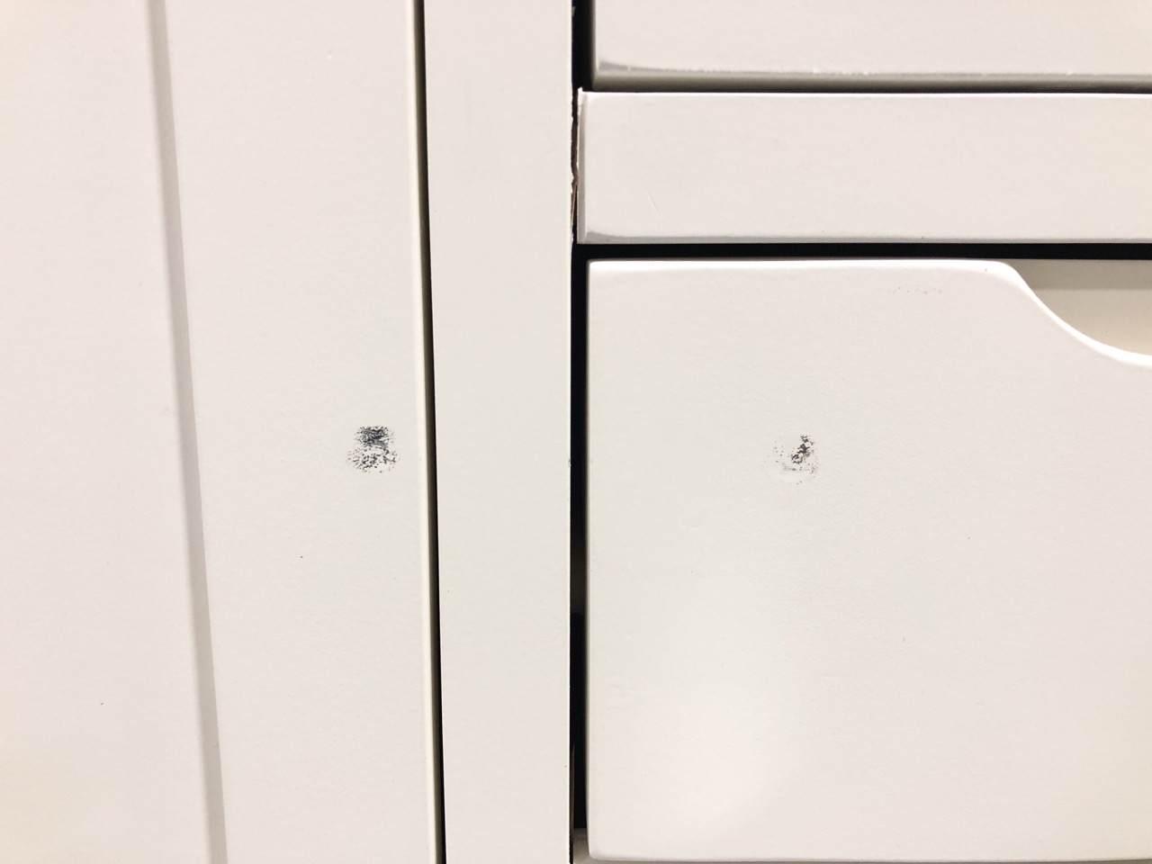 John Pye Auctions OAK FURNITURE LAND HOVE NATURAL OAK & PAINTED LARGE