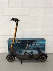 CECOTEC ELECTRIC SCOOTER BONGO M30 CONNECTED BLACK AND ORANGE (DOES NOT TURN ON).
