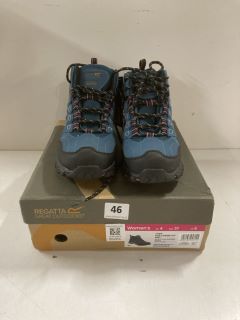 PAIR OF REGATTA OUTDOORS WOMEN'S LADY HOLCOMBE IEP MID WALKING BOOTS - SIZE UK 4