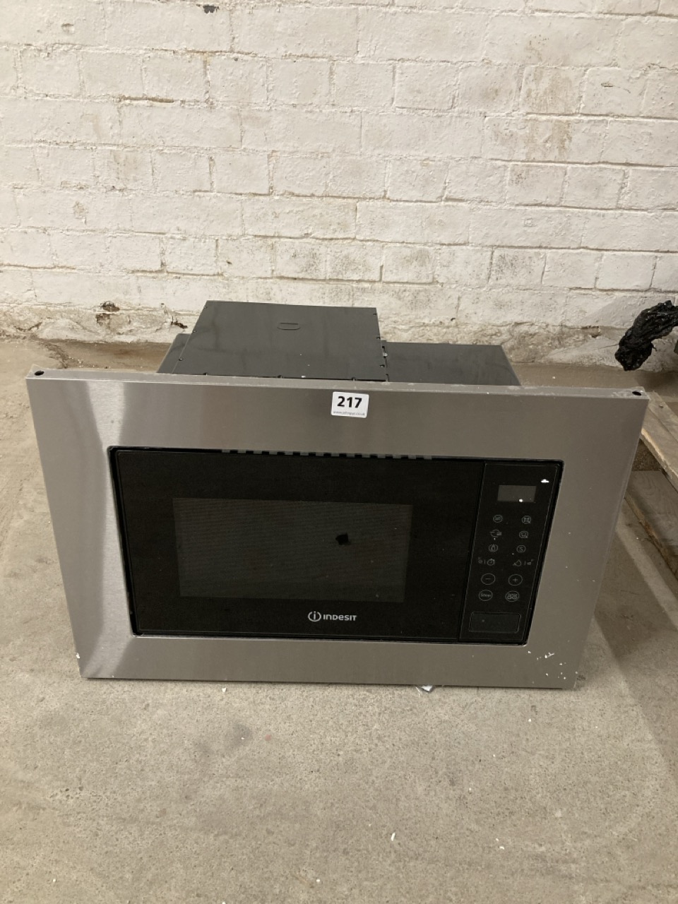 John Pye Auctions INDESIT MWI120GXUK BUILT IN MICROWAVE