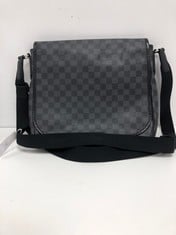 LOUIS VUITTON, DANIEL BLACK/GREY DAMIER GRAPHITE SHOULDER BAG WITH BLACK CANVAS. ITEM TO INCLUDE  WITH AN ESTIMATED SIZE OF 34*30*6CM (ITEM INCLUDES A CERTIFICATE OF AUTHENTICITY) AAW0477