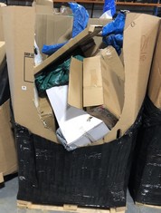 PALLET OF ASSORTED ITEMS TO INCLUDE 30L STAINLESS STEEL STEP BIN(COLLECTION OR OPTIONAL DELIVERY) (KERBSIDE PALLET DELIVERY)