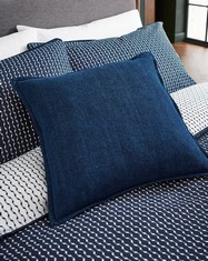 1 X BOX OF 10 GRAY & OSBOURN NO.2 CUSHION - NAVY - 43X43 - (SX352201) - RRP EACH £21(DELIVERY ONLY)