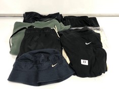 APPROX 8 X ASSORTED NIKE CLOTHING TO INCLUDE CREAM CUFFED JOGGERS SIZE M