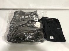 BARBOUR POWELL QUILT JACKET KHAKI GREEN SIZE M TO INCLUDE BARBOUR POLO T-SHIRT DARK GREY SIZE UNKNOWN
