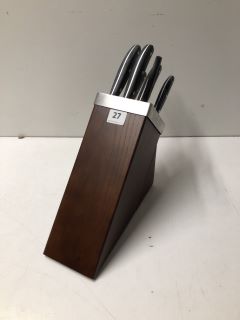 6 PIECE KNIFE BLOCK SET (18+ ID MAY BE REQUIRED)