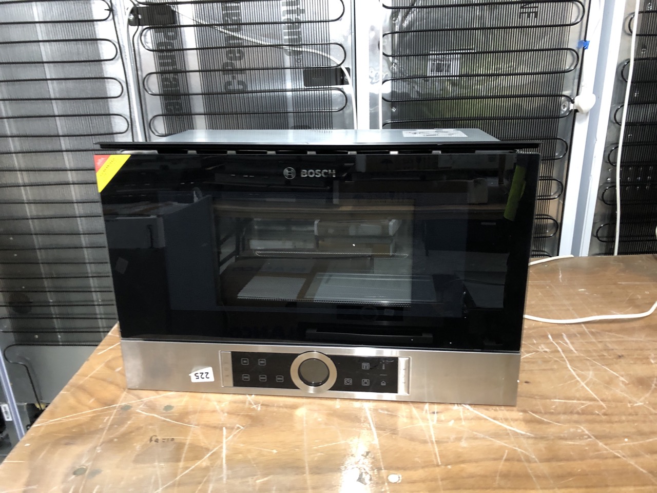John Pye Auctions BOSCH BUILTIN MICROWAVE MODEL BFL523MS0B