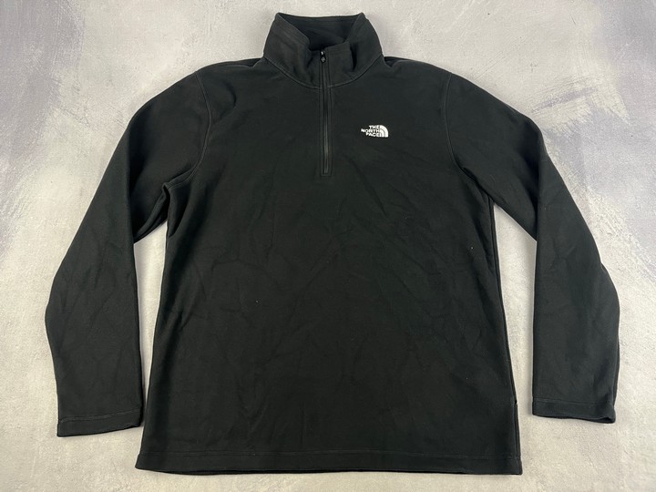The North Face Cornice 1/4  Zip Top With Tag - Size M (VAT ONLY PAYABLE ON BUYERS PREMIUM)