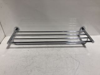 650MM WALL MOUNTED TOWEL RACK IN CHROME - RRP £95: LOCATION - R1