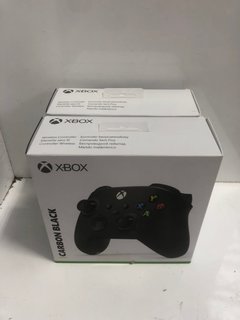 2 X XBOX WIRELESS CONTROLLERS IN CARBON BLACK: LOCATION - BR3