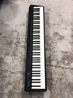 ROLAND DIGITAL PIANO BOXED RRP £425: LOCATION - A2