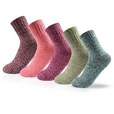 27 X DIARYLOOK 5 PAIRS THERMAL WOOL WOMEN'S SOCKS WARM WINTER KNITTING LADIES SOCKS CHRISTMAS GIFTS FOR WOMEN - TOTAL RRP £157: LOCATION - A RACK