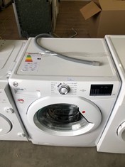 HOOVER 9KG WASHING MACHINE H3W 492DE/1-80 RRP £329: LOCATION - BOOTH(COLLECTION OR OPTIONAL DELIVERY AVAILABLE)