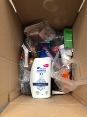 QTY OF ASSORTED BEAUTY ITEMS TO INCLUDE NEUTROGENA T GEL 250ML - COLLECTION ONLY - LOCATION A RACK