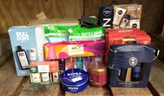 QTY OF ASSORTED BEAUTY ITEMS TO INCLUDE NIVEA CREME 400ML  - COLLECTION ONLY - LOCATION A RACK