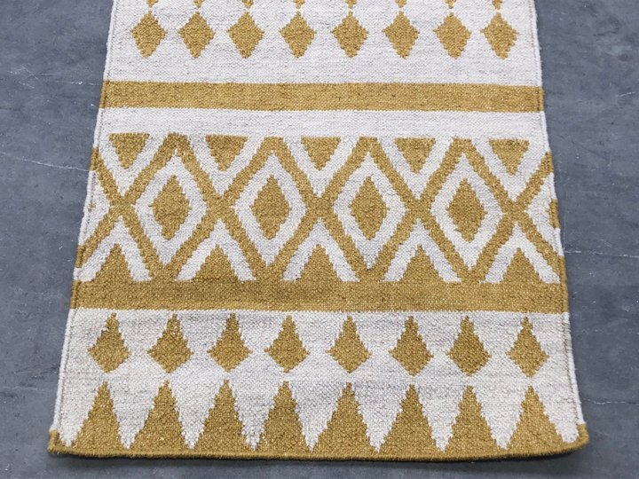 John Pye Auctions - JOHN LEWIS & PARTNERS MODASA RUG IN SAFFRON (70 X ...