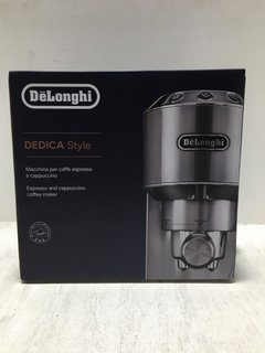 DELONGHI DEDICA STYLE ESPRESSO & CAPPUCCINO MACHINE IN SILVER/BLACK - RRP: £249.00: LOCATION - BR17