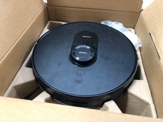 BOTSLAB 360 ROBOT VACUUM CLEANER - RRP: £450.00: LOCATION - BR15