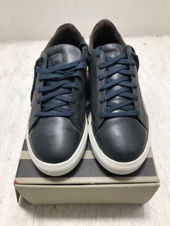 JOHN LEWIS & PARTNERS MENS LEATHER SNEAKERS IN NAVY BLUE - UK SIZE: 10: LOCATION - BR8