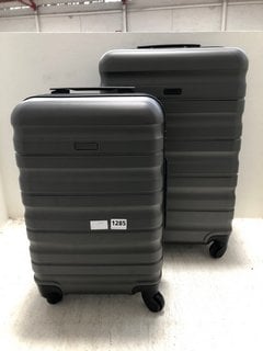 JOHN LEWIS & PARTNERS LARGE HARD SHELL SWIVEL SUITCASE IN GREY TO INCLUDE MATCHING CABIN CASE IN GREY: LOCATION - BR7