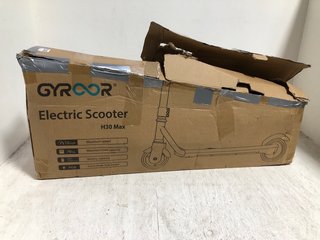 GYROOR ELECTRIC SCOOTER IN BLACK - MODEL: H30 MAX - RRP: £229.00: LOCATION - AR1