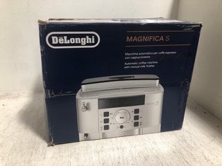 DELONGHI MAGNIFICA S AUTOMATIC COFFEE MACHINE IN BLACK - RRP: £299.99: LOCATION - AR1