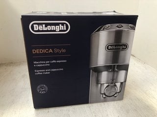 DELONGHI DEDICA STYLE ESPRESSO AND CAPPUCCINO MAKER IN GREY - RRP: £179.00: LOCATION - AR5