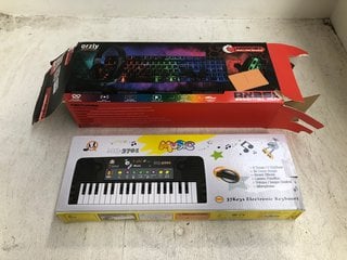 37 KEY ELECTRONIC KEYBOARD TO INCLUDE ORZLY GAMING KEYBOARD - RX250: LOCATION - AR6