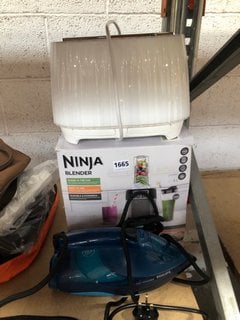 3 X ASSORTED JOHN LEWIS & PARTNERS ITEMS TO INCLUDE NINJA BLENDER: LOCATION - AR14