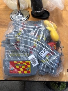 CHILDREN'S SCALEXTRIC SET: LOCATION - BT