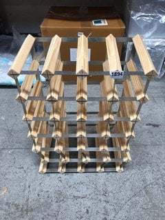 WOODEN WINE RACK: LOCATION - A6T