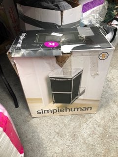 SIMPLEHUMAN 30L PULL OUT BIN: LOCATION - A6T