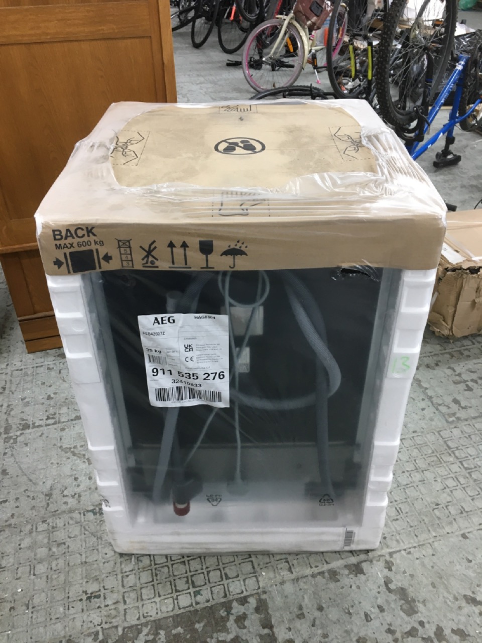 John Pye Auctions AEG 3000 AIRDRY 60CM INTEGRATED DISHWASHER MODEL