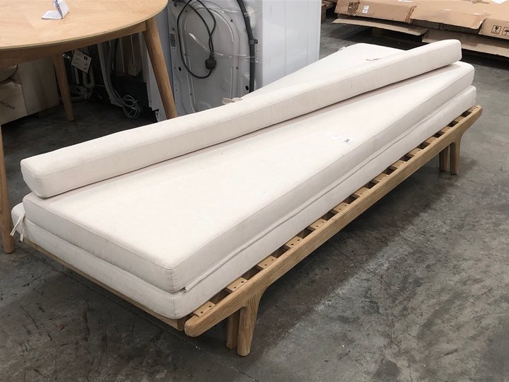 John Pye Auctions TIPTOP DAYBED IN LIGHT OAK AND NATURAL