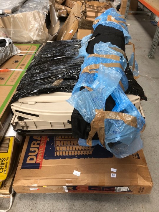 John Pye Auctions QTY OF ASSORTED ITEMS TO INCLUDE 4X8 VINYL PLASTIC